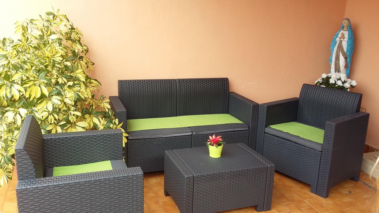 B&B Fiumicino Airport Resort ภายนอก รูปภาพ