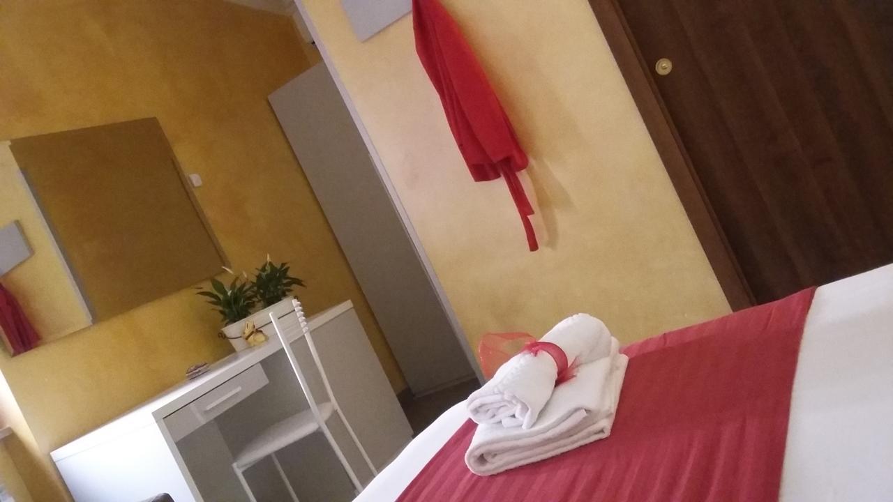 B&B Fiumicino Airport Resort ภายนอก รูปภาพ