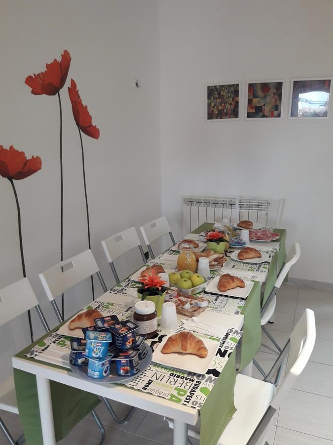 B&B Fiumicino Airport Resort ภายนอก รูปภาพ