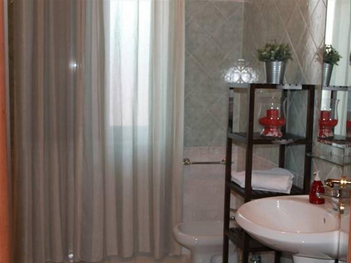B&B Fiumicino Airport Resort ภายนอก รูปภาพ